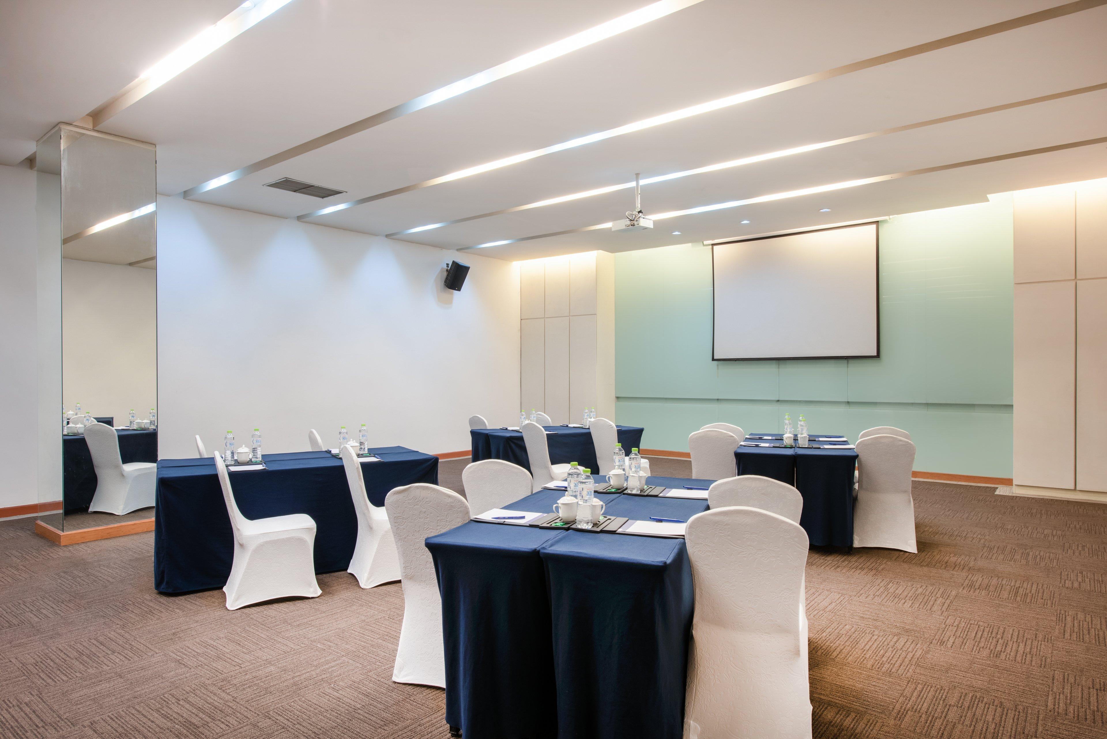 Holiday Inn Express Chongqing Guanyinqiao By Ihg Εξωτερικό φωτογραφία