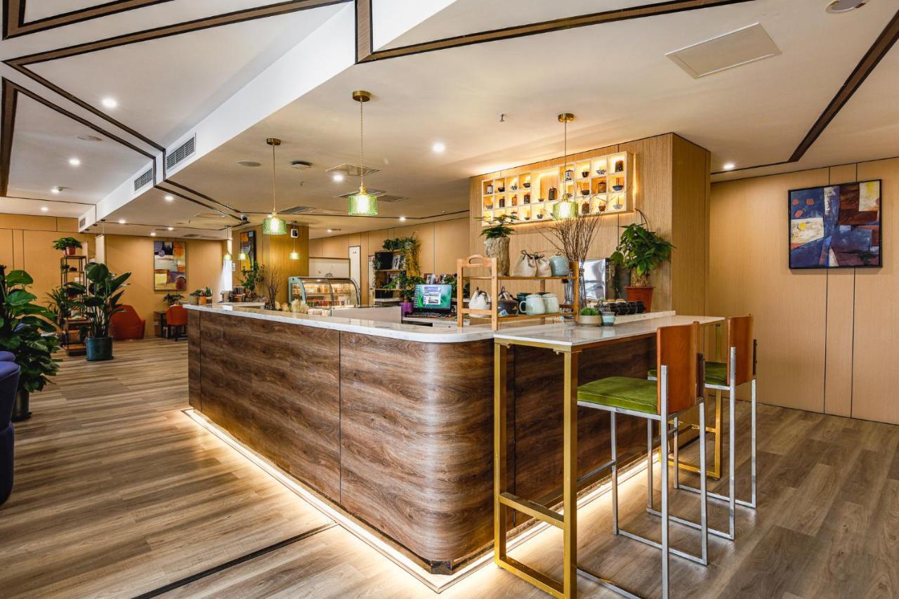 Holiday Inn Express Chongqing Guanyinqiao By Ihg Εξωτερικό φωτογραφία